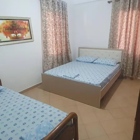 Apartment Apartment *